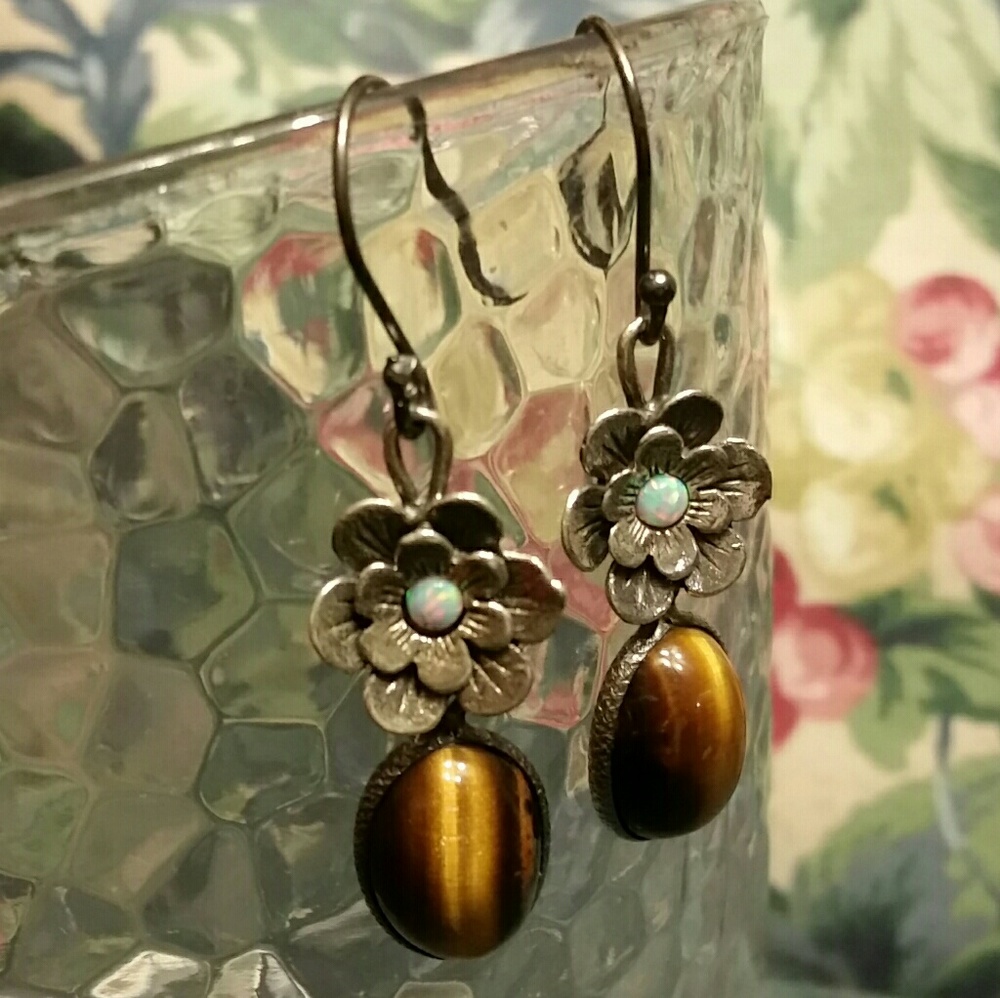 .925 Silver Flower Oval Tigers Eye Hook Earrings - Picture 6 of 6